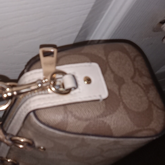 Limited edition Coach purse - Picture 7 of 12